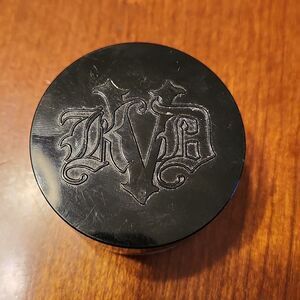 Kat Von D "Lock It" Translucent Setting Powder